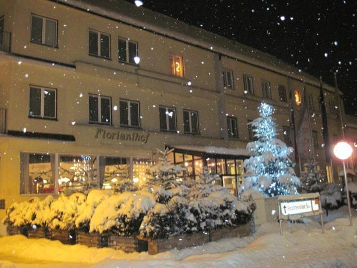Hotel Restaurant Florianihof มาทเทอร์บวร์ก ภายนอก รูปภาพ