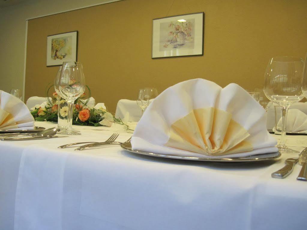 Hotel Restaurant Florianihof มาทเทอร์บวร์ก ภายนอก รูปภาพ